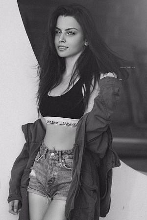 LIA ZION